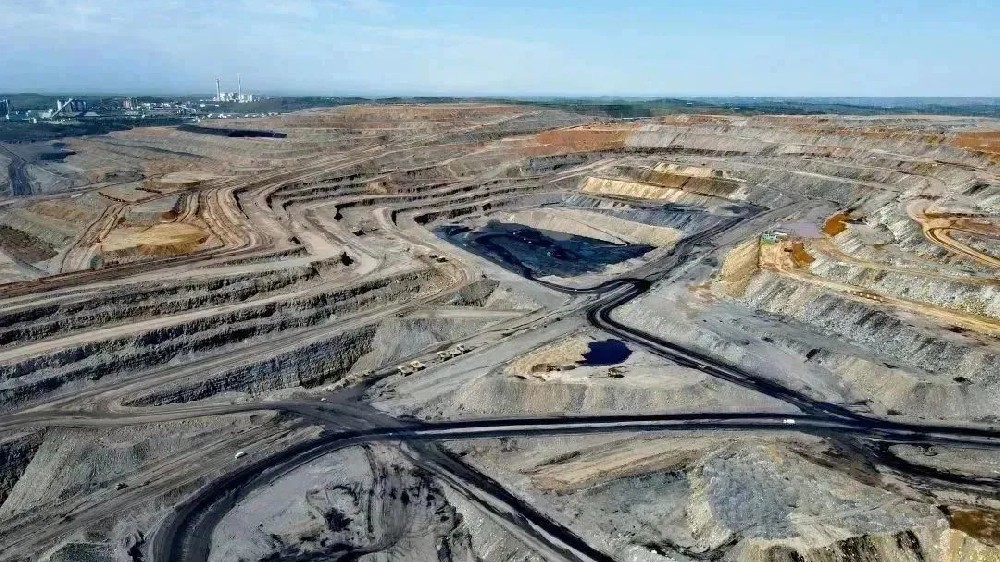 【公司喜报】 由我公司参建的准能集团黑岱沟露天煤矿配套选煤厂通过国家中级智能化选煤厂验收